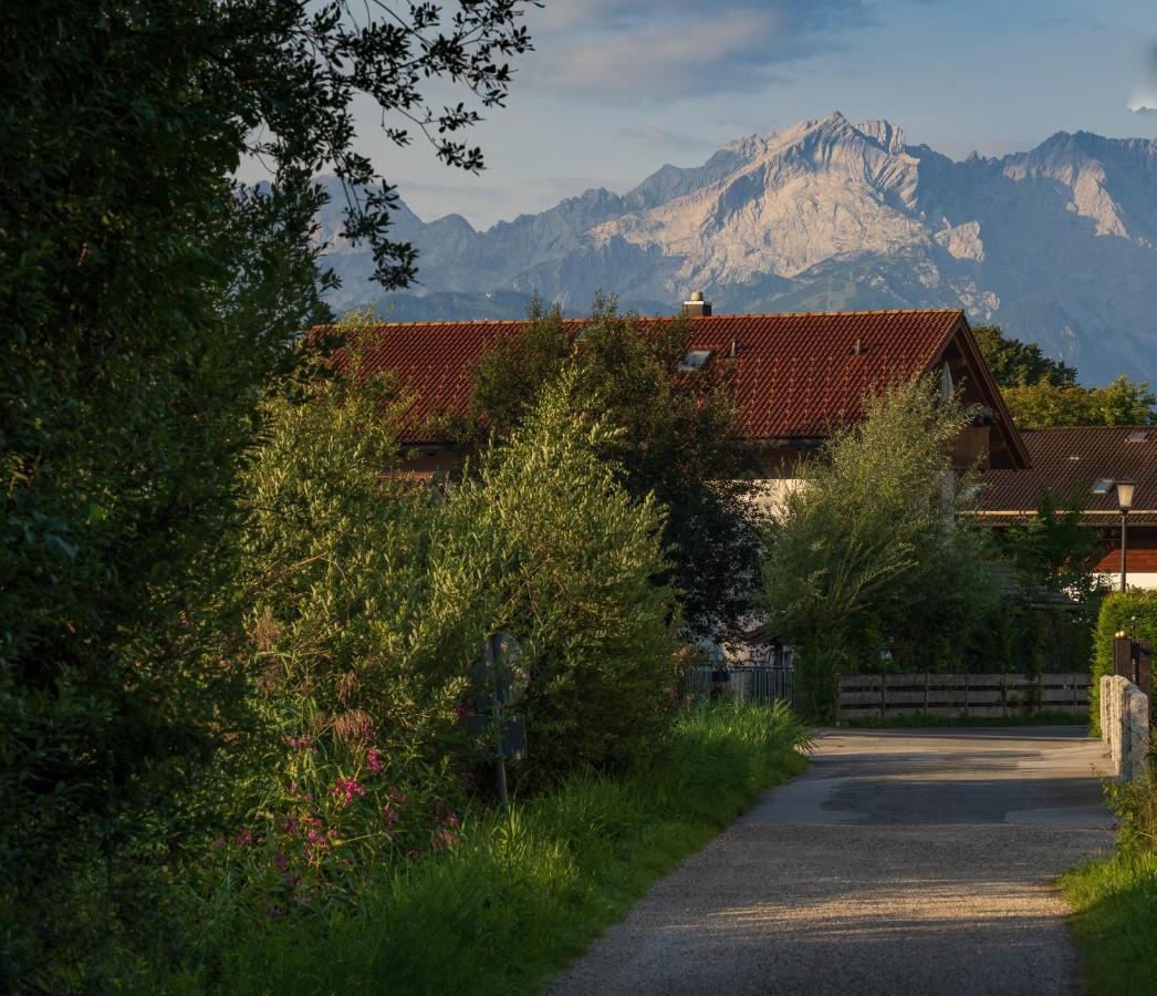 Das Bergquartier - Ferienwohnung Zugspitze Oberau (Garmisch-Partenkirchen) Exterior foto